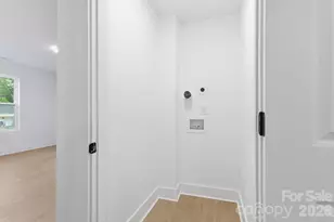 200 W 17th St, Kannapolis, NC 28081 - Photo 12