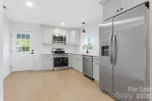 200 W 17th St, Kannapolis, NC 28081 - Photo 6