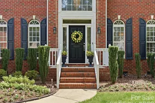 8603 Tintinhull Ln, Waxhaw, NC 28173 - Photo 4