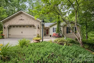 9 Firestone Ct, Etowah, NC 28729 - Photo 2