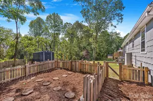 105 Smith Graveyard Rd, Asheville, NC 28806 - Photo 26
