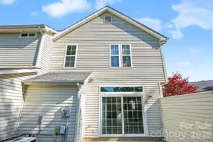 8917 Cinnabay Dr, Charlotte, NC 28216 - Photo 14