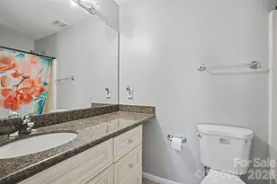 8917 Cinnabay Dr, Charlotte, NC 28216 - Photo 10
