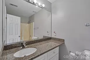 8917 Cinnabay Dr, Charlotte, NC 28216 - Photo 10