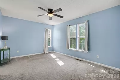 8917 Cinnabay Drive, Charlotte, NC 28216 - Photo 12