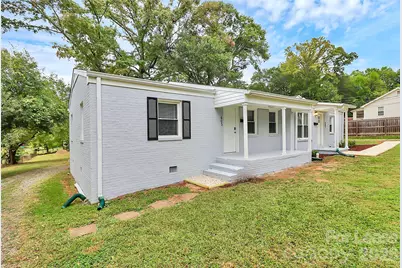 405 Pine Street, Mount Holly, NC 28120 - Photo 2