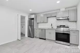 405 Pine St, Mount Holly, NC 28120 - Photo 6