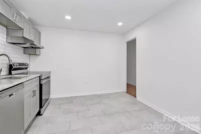 405 Pine Street, Mount Holly, NC 28120 - Photo 8