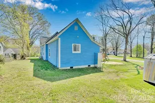 512 S 12th St, Bessemer City, NC 28016 - Photo 26
