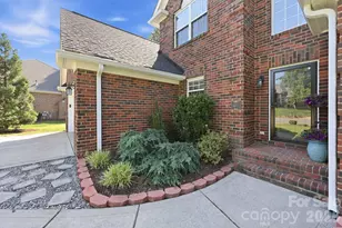 15704 Framingham Ln, Huntersville, NC 28078 - Photo 2
