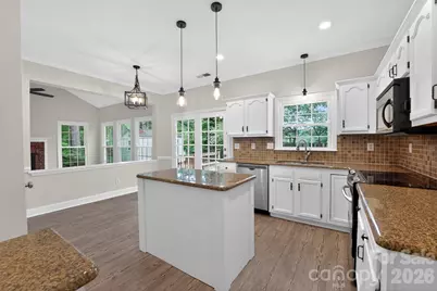395 Runnymede Drive, Rock Hill, SC 29732 - Photo 2