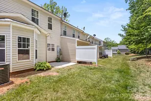 5536 Franklin Springs Cir, Charlotte, NC 28217 - Photo 32