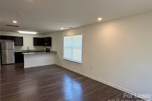 2025 Oakdale Rd, Charlotte, NC 28216 - Photo 2