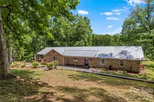 142 Pioneer Rd, Harmony, NC 28634 - Photo 2