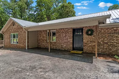 142 Pioneer Road, Harmony, NC 28634 - Photo 18