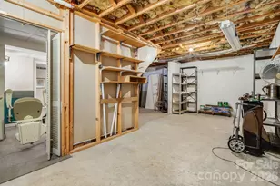 636 Goldview Dr, Hendersonville, NC 28791 - Photo 24