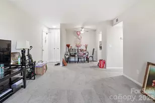 330 Orchard Trace Ln, Charlotte, NC 28213 - Photo 10