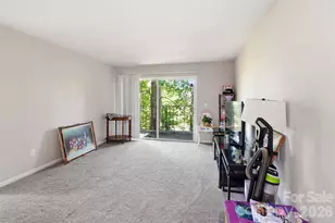330 Orchard Trace Ln, Charlotte, NC 28213 - Photo 14