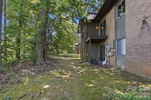 330 Orchard Trace Ln, Charlotte, NC 28213 - Photo 30