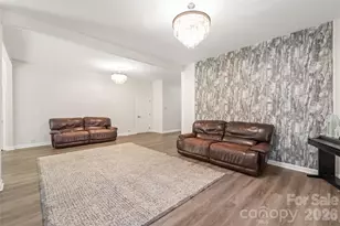 243 S Main St, Wingate, NC 28174 - Photo 10