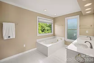 232 40th Ave Dr NW, Hickory, NC 28601 - Photo 40