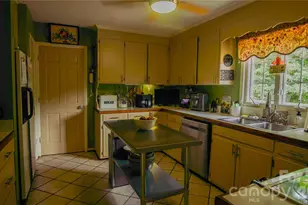204 Old Stage Coach Rd, Lawndale, NC 28090 - Photo 18