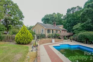 204 Old Stage Coach Rd, Lawndale, NC 28090 - Photo 10