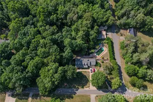 204 Old Stage Coach Rd, Lawndale, NC 28090 - Photo 10