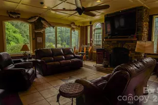 204 Old Stage Coach Rd, Lawndale, NC 28090 - Photo 12