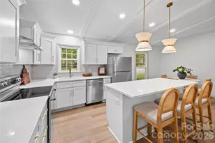734 Charter Pl, Charlotte, NC 28211 - Photo 4