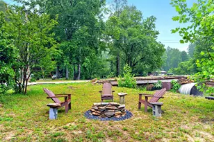 227 Locust Cove Rd, Marion, NC 28752 - Photo 20