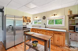 227 Locust Cove Rd, Marion, NC 28752 - Photo 8
