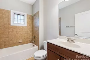 4670 Dabney Vigor Dr, Charlotte, NC 28209 - Photo 16
