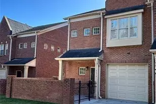 4670 Dabney Vigor Dr, Charlotte, NC 28209 - Photo 2