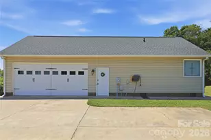 209 Silver Creek Ln, Shelby, NC 28152 - Photo 4