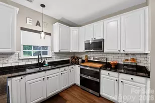 714 Rocky Grove Glen, York, SC 29745 - Photo 10