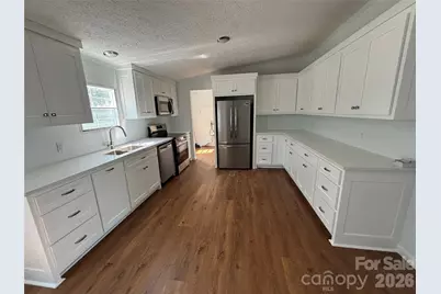 559 School Drive, Taylorsville, NC 28681 - Photo 2