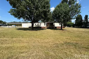 559 School Dr, Taylorsville, NC 28681 - Photo 38