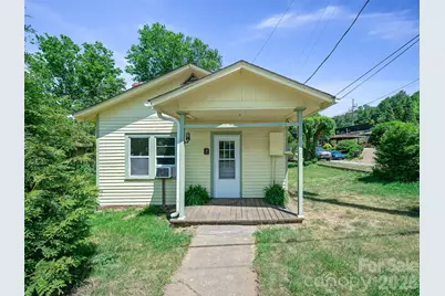 9 Ivy Street, Burnsville, NC 28714 - Photo 1