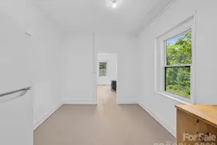 9 Ivy St, Burnsville, NC 28714 - Photo 10