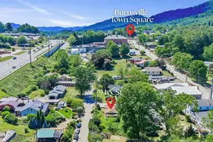 9 Ivy St, Burnsville, NC 28714 - Photo 2