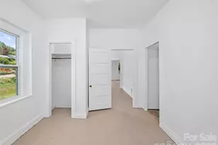 9 Ivy St, Burnsville, NC 28714 - Photo 16