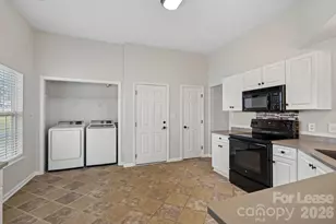 107 Canopy Ct, Mooresville, NC 28115 - Photo 6