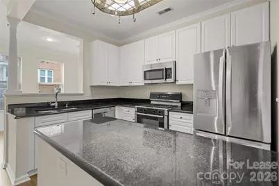 567 E 9th Street, Charlotte, NC 28202 - Photo 14