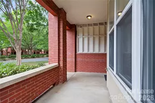 567 E 9th St, Charlotte, NC 28202 - Photo 6