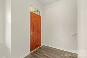 567 E 9th St, Charlotte, NC 28202 - Photo 8