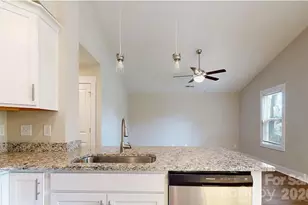 911 N Boyce St, Gastonia, NC 28052 - Photo 8