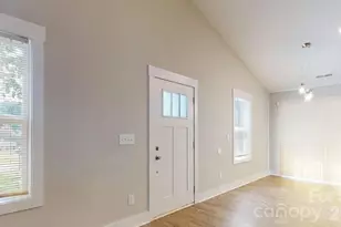 911 N Boyce St, Gastonia, NC 28052 - Photo 2