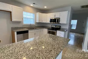 12131 Bottlebrush Pl, Charlotte, NC 28277 - Photo 2
