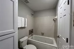 9041 J M Keynes Dr, Charlotte, NC 28262 - Photo 14